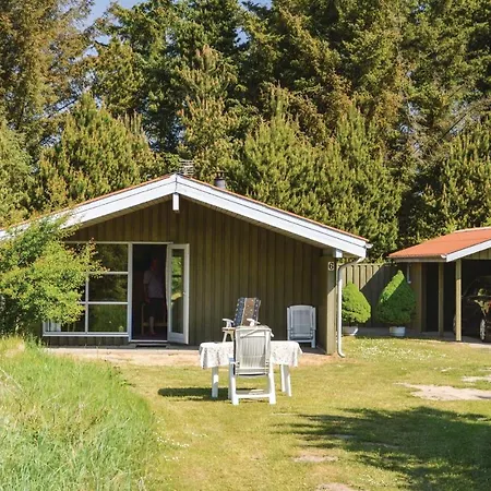 Two-bedroom Holiday In *